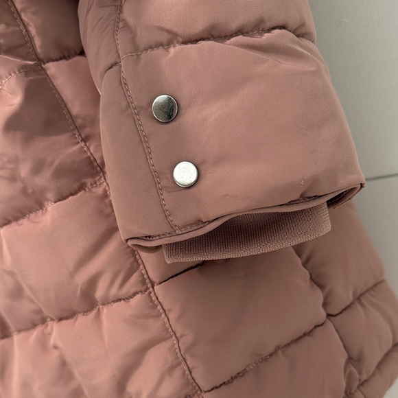 Women's Mauve Puffer Jacket with Faux Fur Trim - Picture 5 of 12